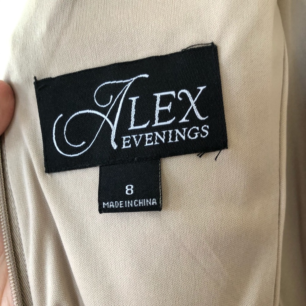 Alex Evenings beige formal gown size 8 - Picture 8 of 9